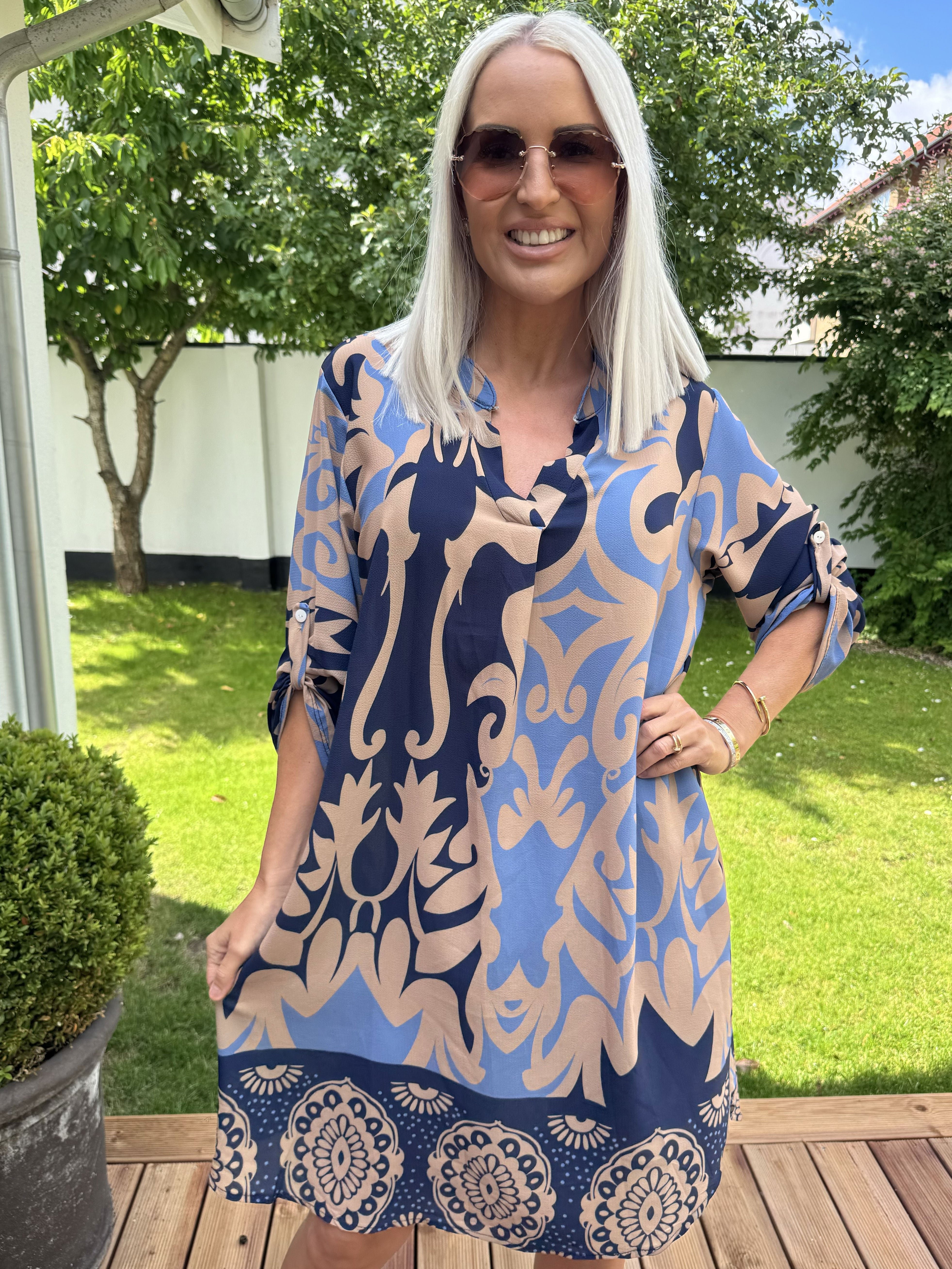 Vanesa Boheme Dress - Let og luftig mønstret kjole i viskose